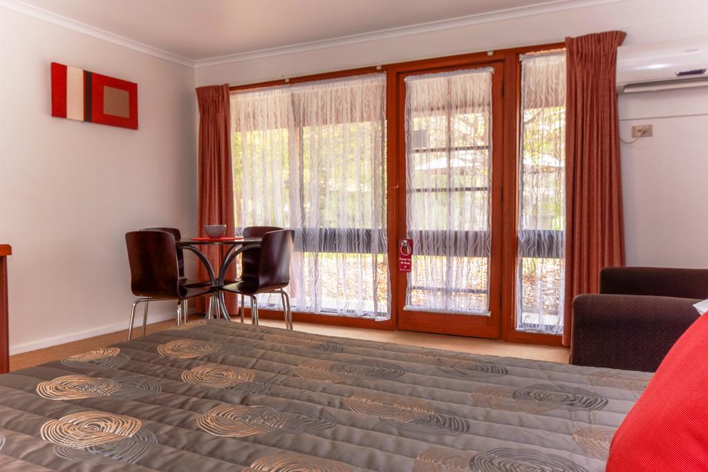 River Country Inn (Adults Only) Moama Pokój zdjęcie