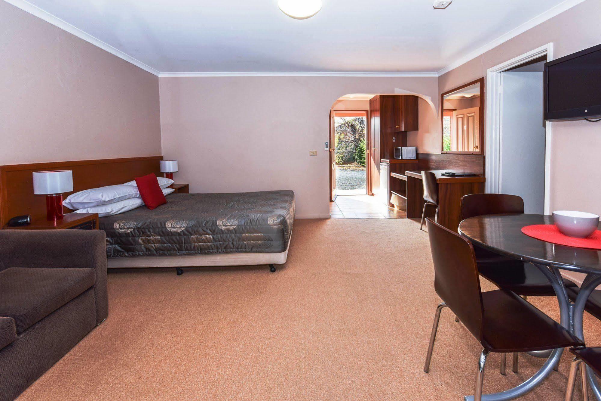 River Country Inn (Adults Only) Moama Zewnętrze zdjęcie